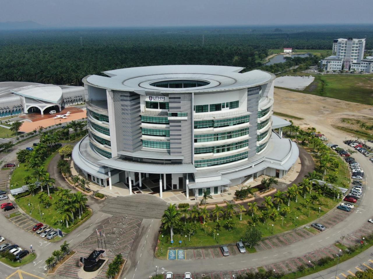 Hotel Pintar Parit Raja Exterior foto